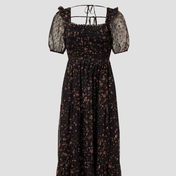 Slate & Willow Dresses & Skirts - Slate & Willow, Puff Sleeve Smocked Dress, Size M
